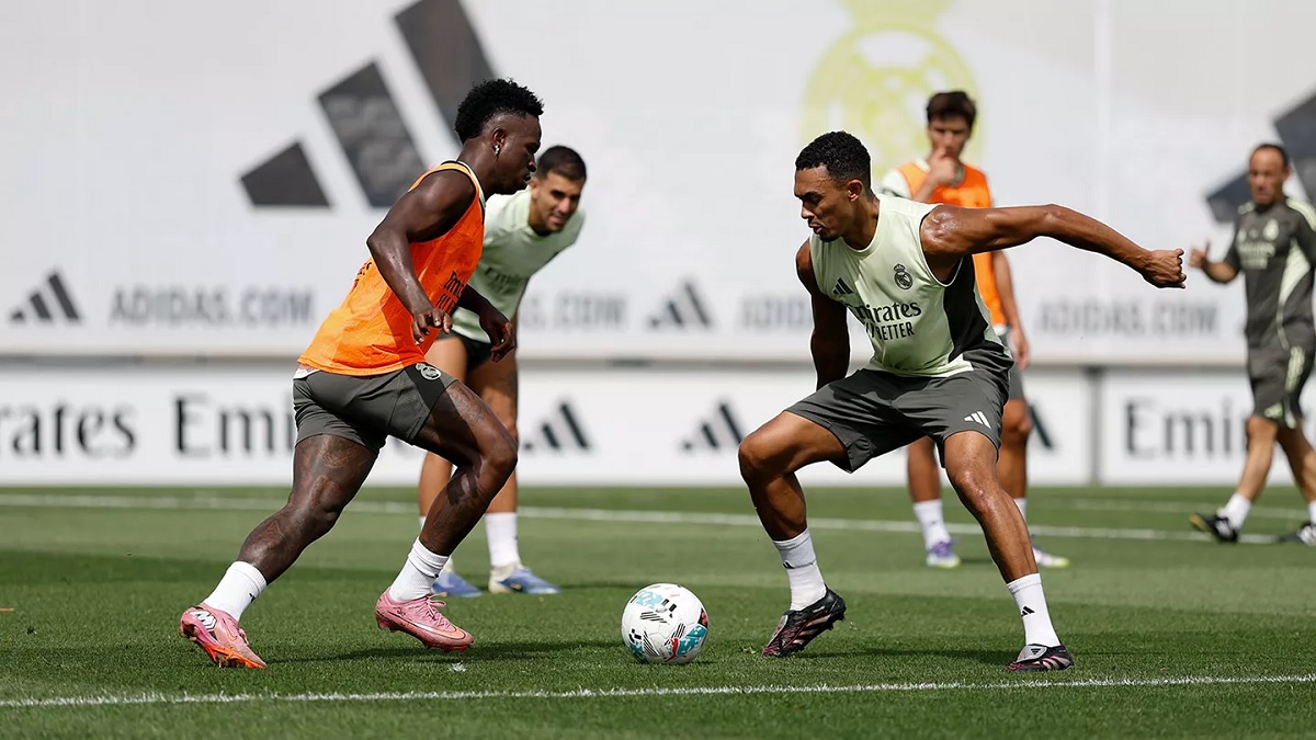 Команда начала подготовку к матчу с «Мальоркой»