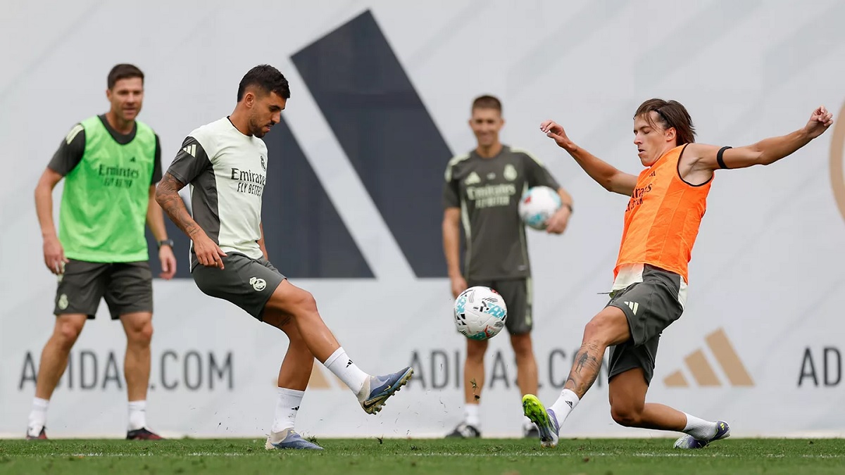 Команда начинает подготовку к матчу с «Реал Сосьедад»