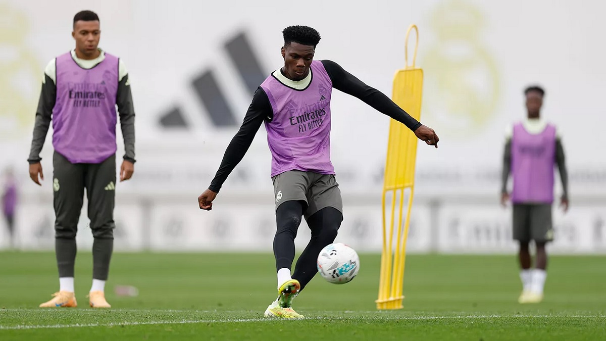 Команда продолжает готовиться к субботнему матчу против «Валенсии»