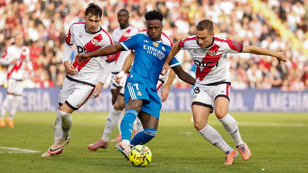 «Райо Вальекано» – «Реал Мадрид» 0-0. Атака «Мадрида» застопорилась