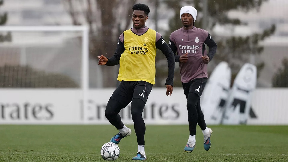 Команда продолжает подготовку к матчу Лиги Чемпионов