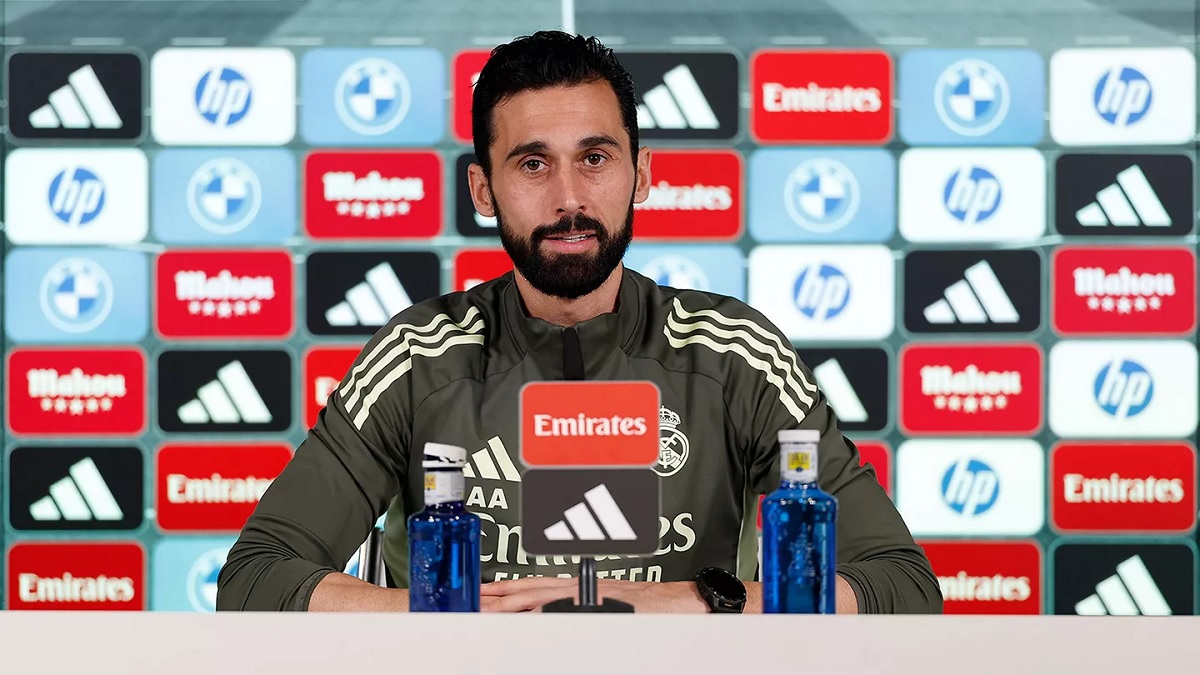 «Реал Мадрид» – «Реал Сосьедад». Альваро Арбелоа: «Я предпочитаю общаться с игроками один на один»