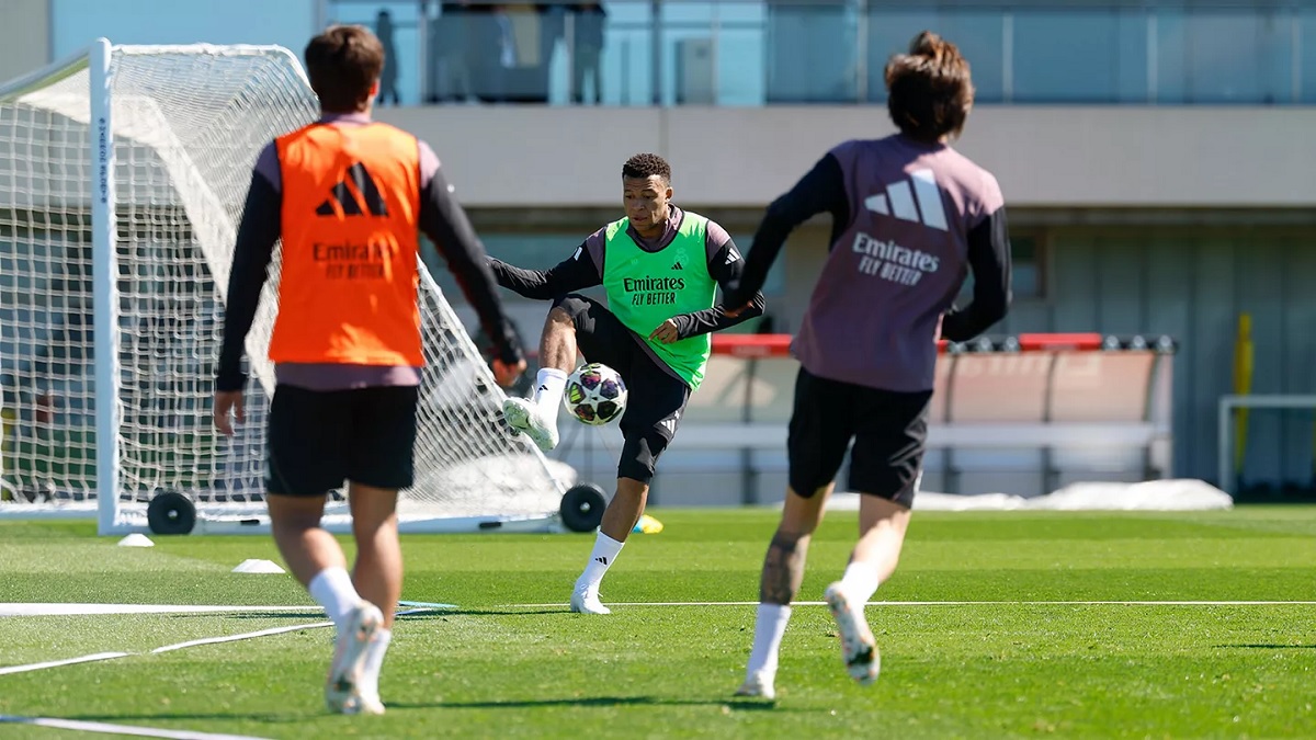 Команда готовится к ответному матчу против «МанСити»