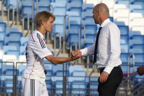 1464619193_684099_1464619443_sumario_normal