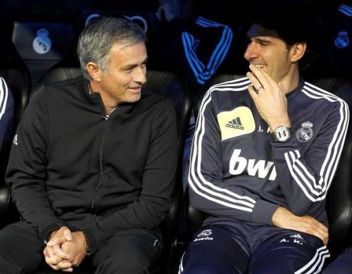 20120926-rm-mln-8-0-Mourinho-Karanka