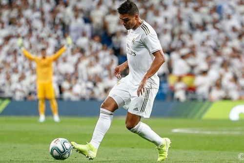 20200301-casemiro_2vc1129_h_20200103043054