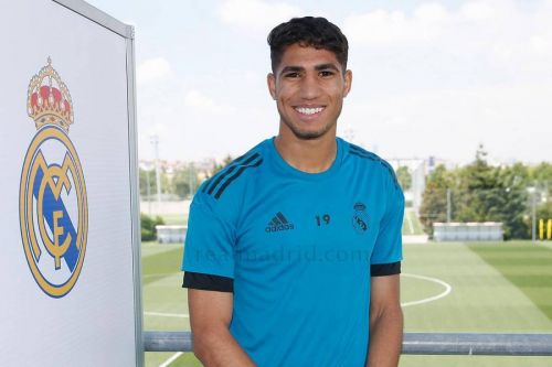 20182305-achraf_n0y7136