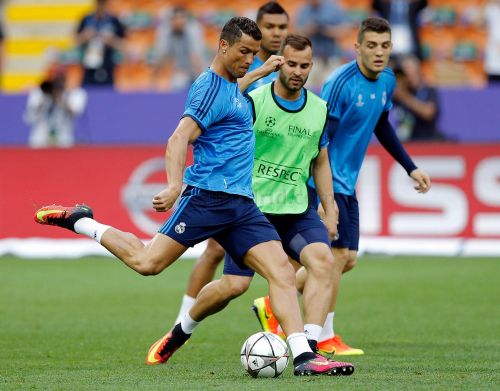 train at the San Siro