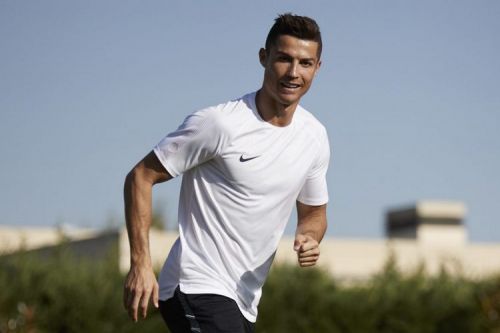 20171005-17034BD_NIKE_CR7_10I9514_PR-1440x688