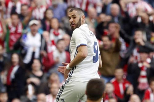 20170327-14904835749378