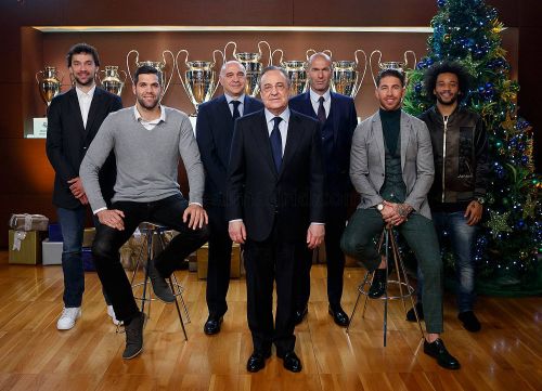 20172512-SALUDOS-NAVIDAD-GRUPO_HE29186Thumb