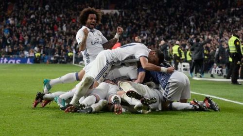 12122016-PlayerPyramid