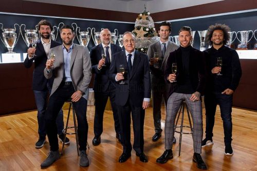 20182512-saludos-navidad-grupo_4am2116_20181224115605