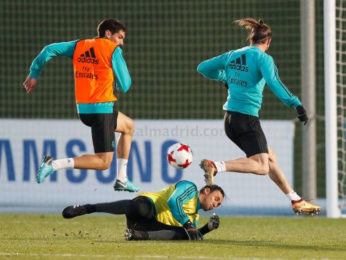 20173012-_3AM0769Thumb