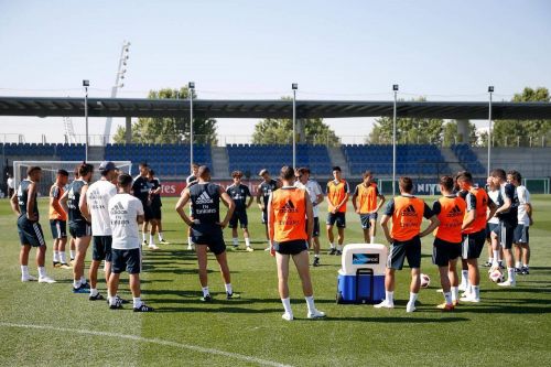 20182607-grupo-charla_2rm6189