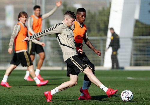 20200402-_he15336_20200204010807