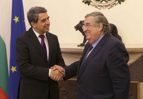 El-presidente-bulgaro-agradece-al-Madrid-su-ayuda-a-los-ninos-desfavorecidos