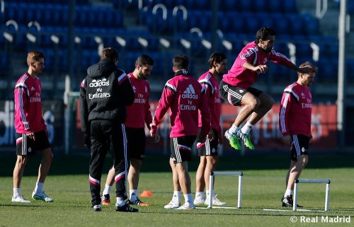 ltimo entrenamiento previo al derbi de Copa