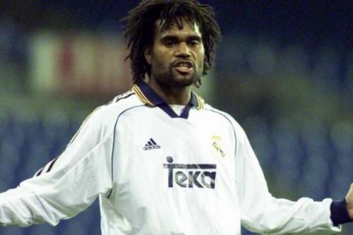 20161230-w_900x700_12001058karembeu01